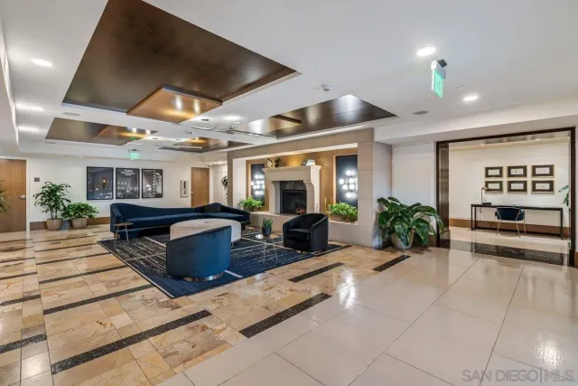 $569,000 | 700 West E Street, Unit 403, San Diego, CA 92101