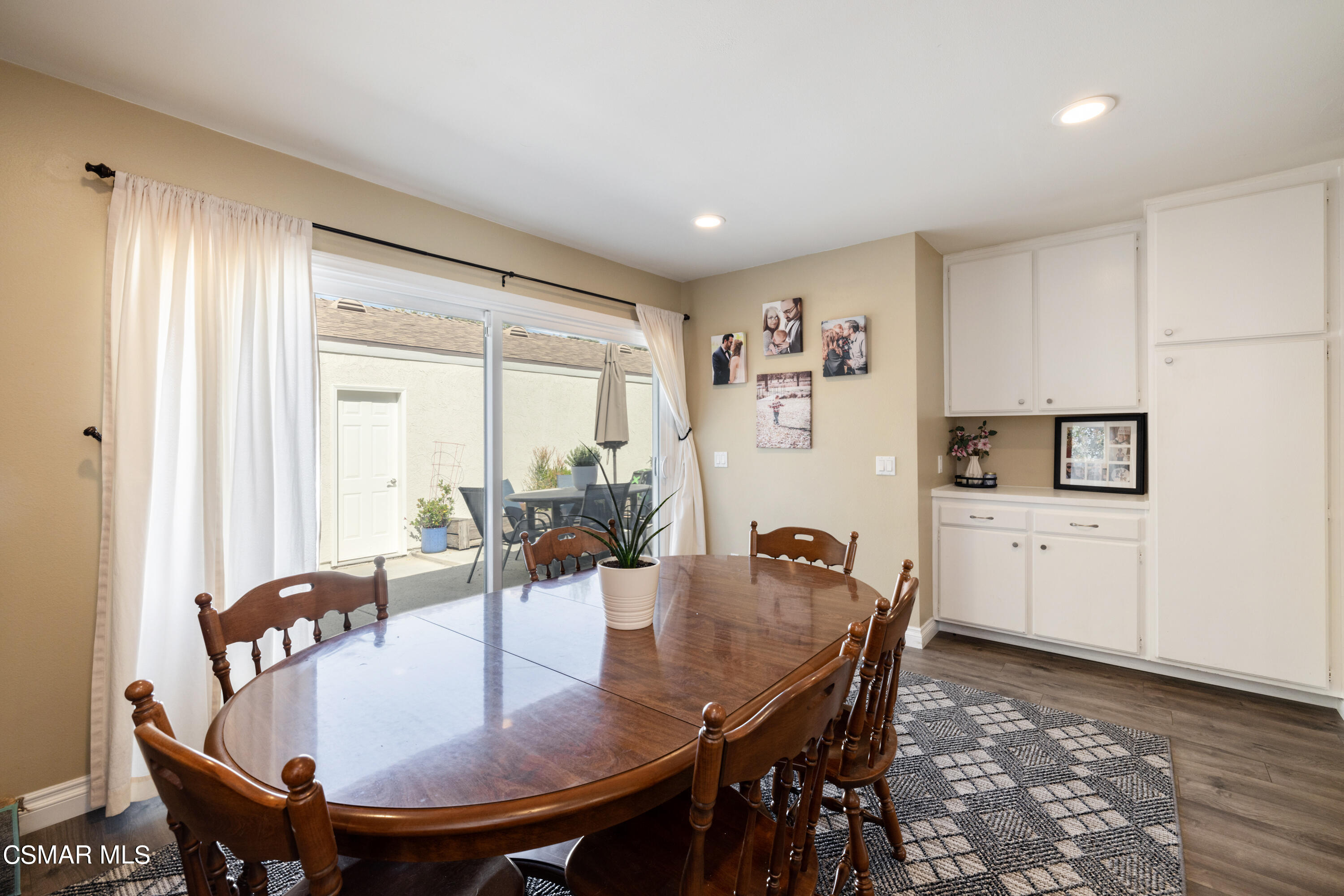 15010 Reedley Street, Unit A Moorpark, CA 93021 - Photo 10 of 26 Reedley10