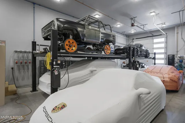 $2,350,000 | 2353 Old Waverly Drive, Sparks, NV 89436