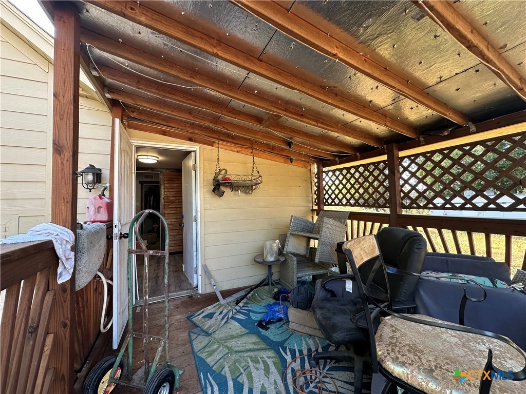 405 North Main Street Copperas Cove, TX 76522 - Photo 10 of 16 a living room with furniture