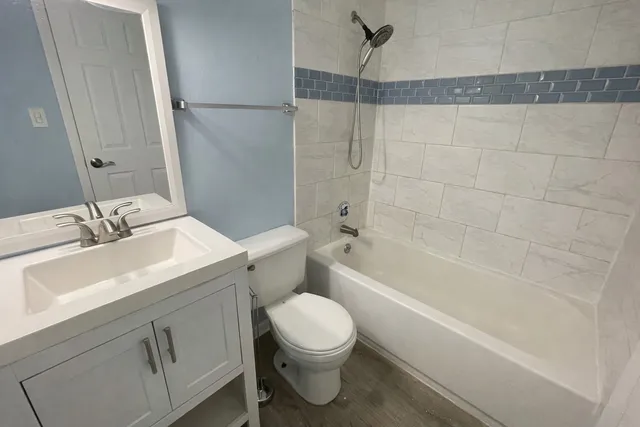 $379,000 | 8217 North Carrolton Court, Hanover Park, IL 60133