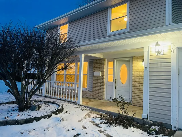 $379,000 | 8217 North Carrolton Court, Hanover Park, IL 60133