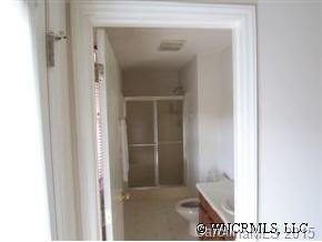 5 Quail Street Clyde, NC 28721 - Photo 5 of 10 Gallery Image 5
