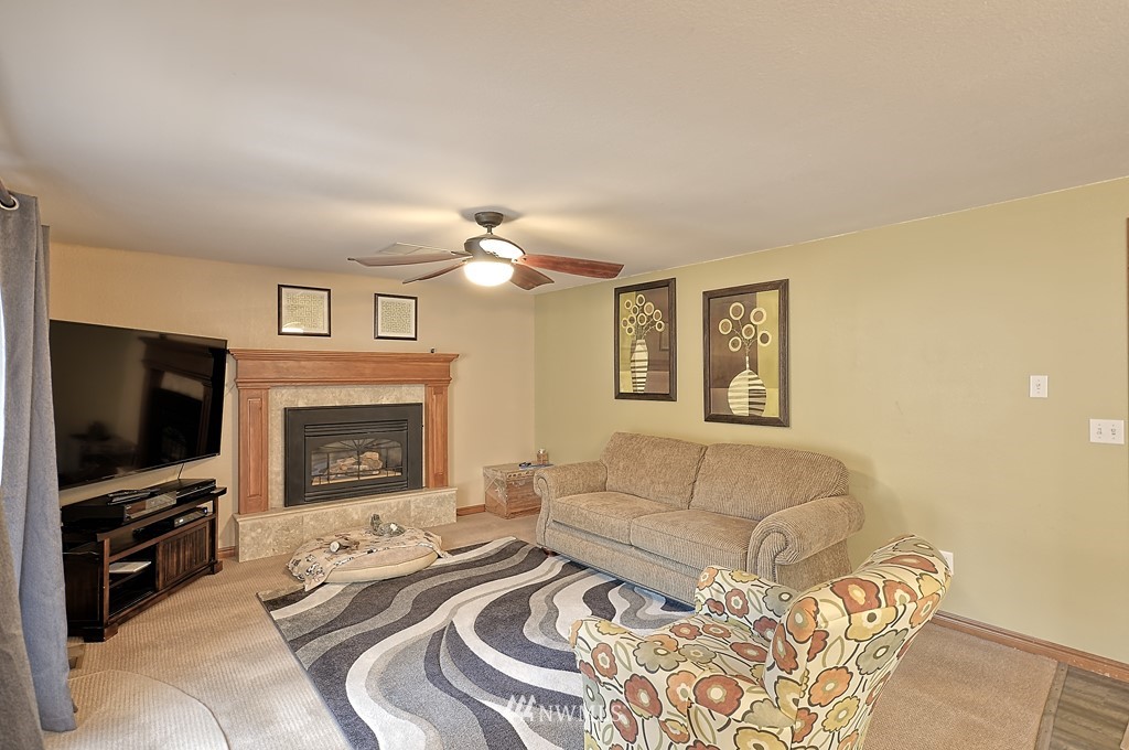 1020 Goat Trail Loop Road Mukilteo, WA 98275 - Photo 8 of 30 Gallery Image 8