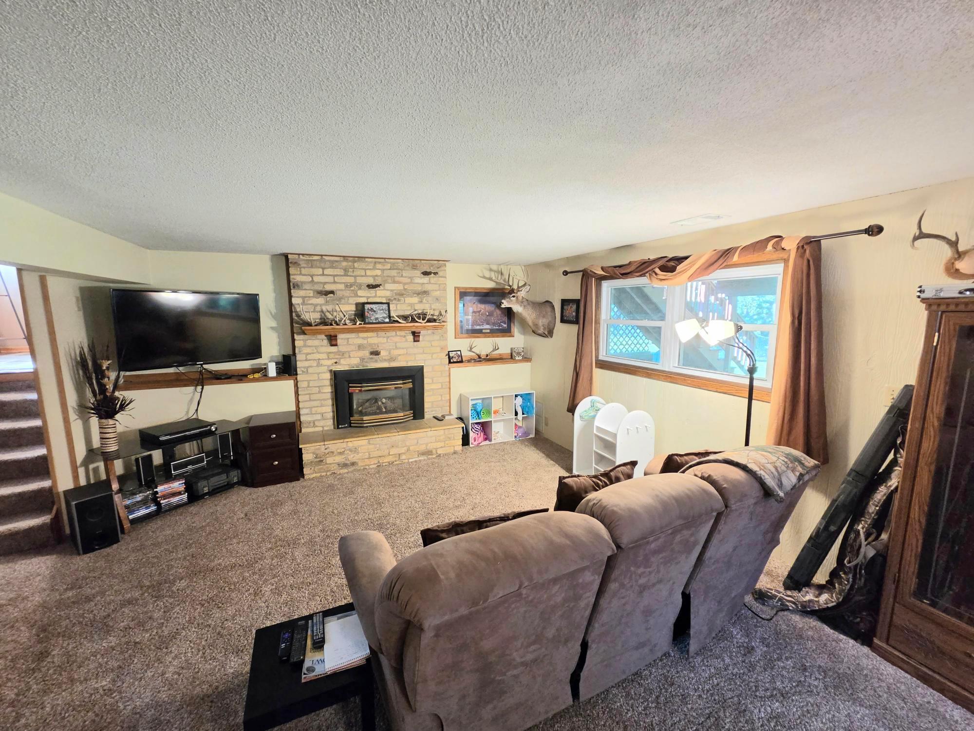 411 Ridge Road Albert Lea, MN 56007 - Photo 32 of 46