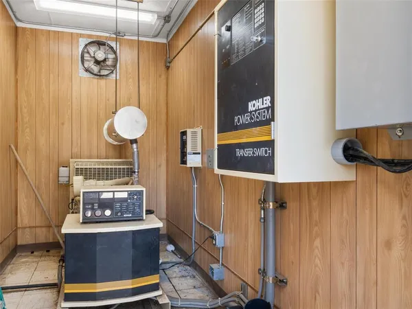 a view of entryway and hall