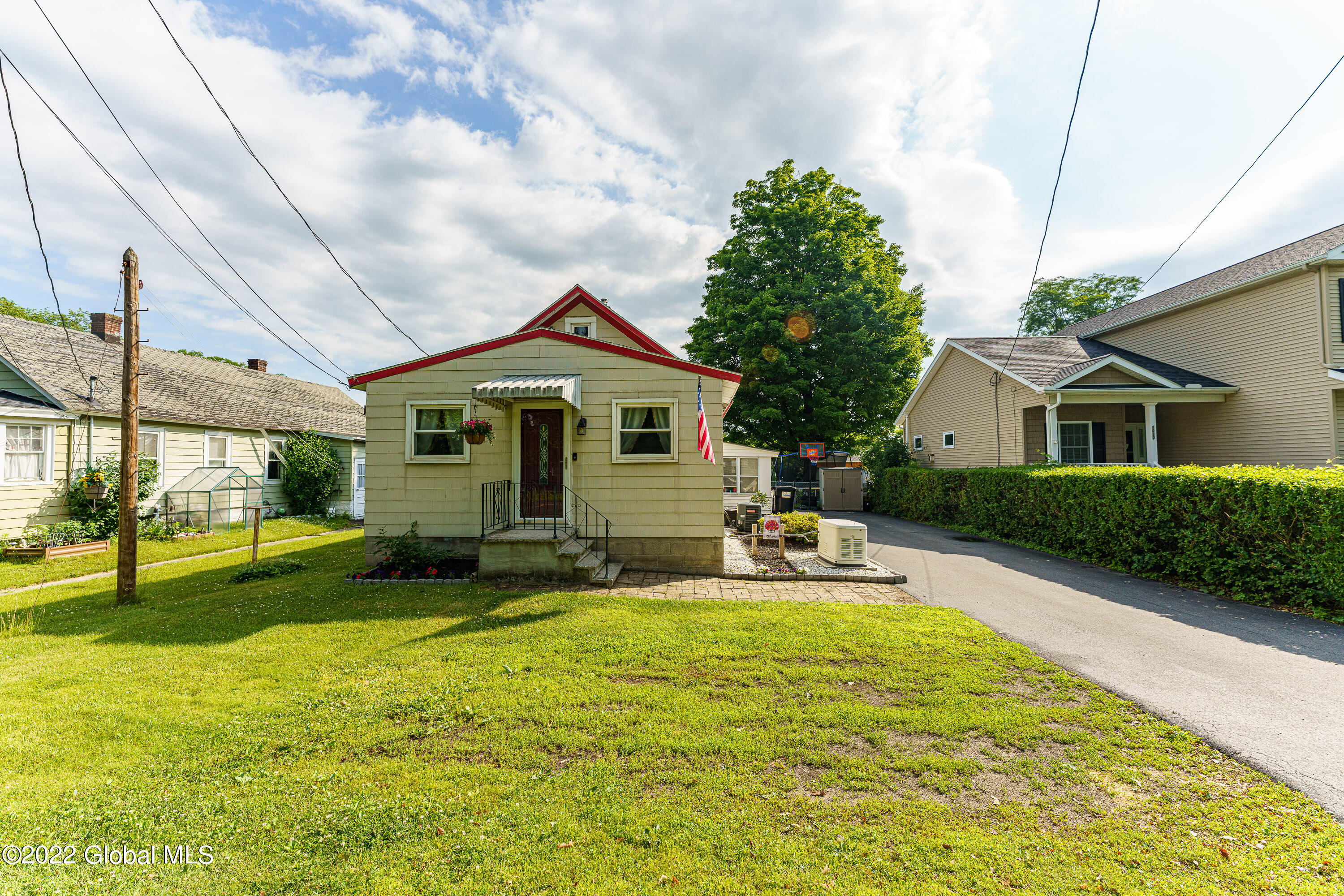 1022 Princetown Road Rotterdam, NY 12306 - Photo 1 of 32 0 Front 1