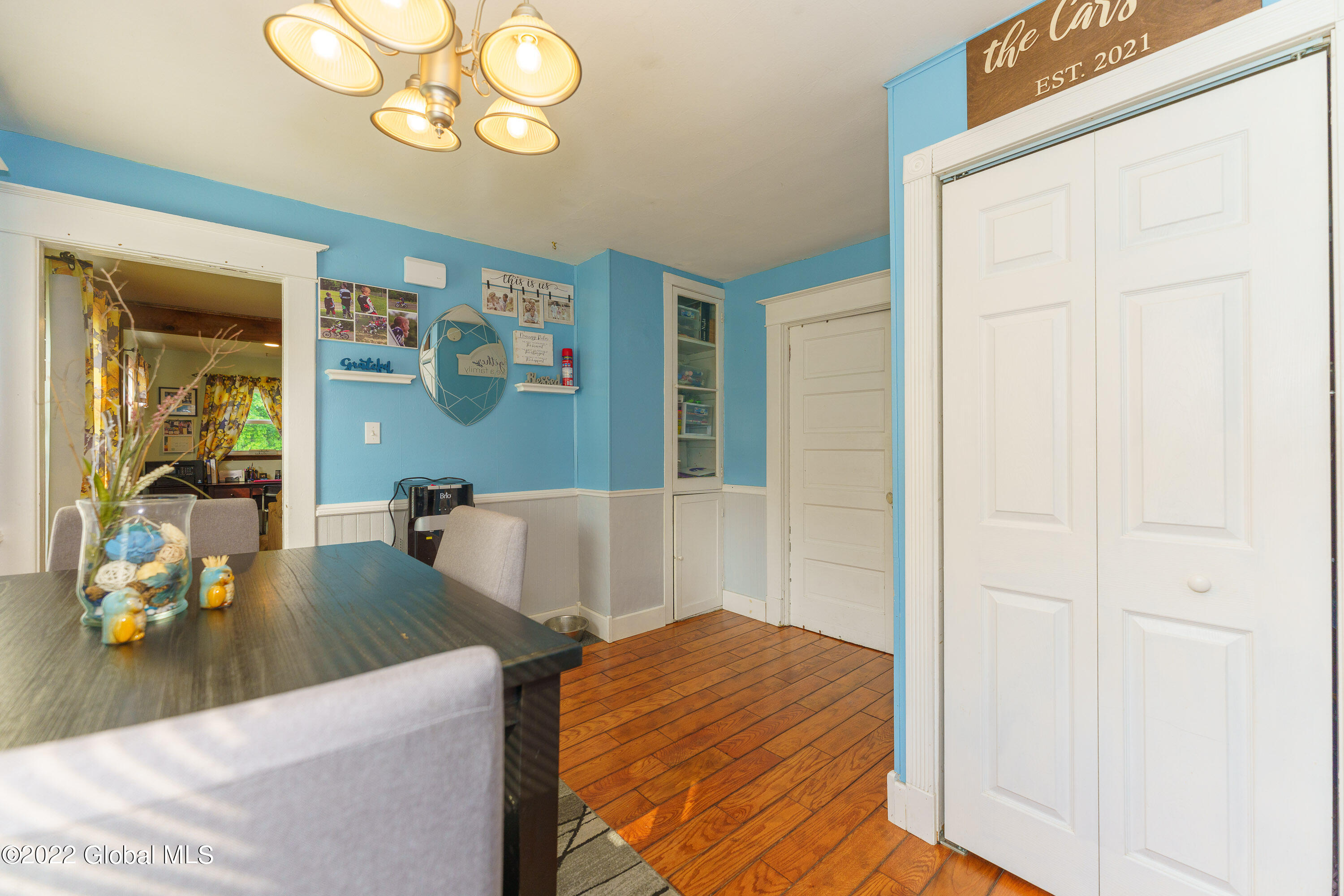 1022 Princetown Road Rotterdam, NY 12306 - Photo 7 of 32 2 Diningroom 1