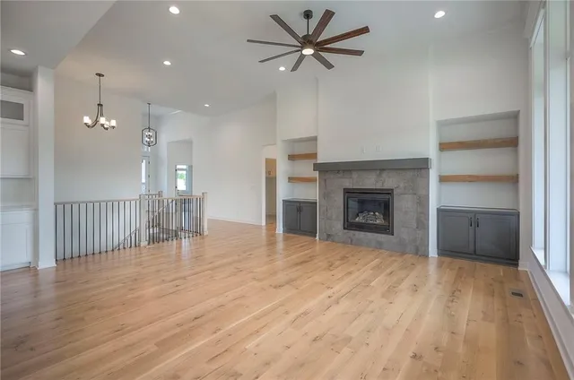 $708,640 | 8212 Northwest 89th Terrace, Kansas City, MO 64153