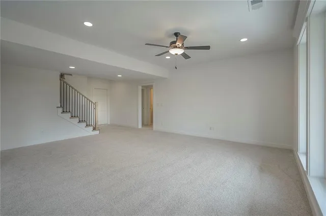 $708,640 | 8212 Northwest 89th Terrace, Kansas City, MO 64153