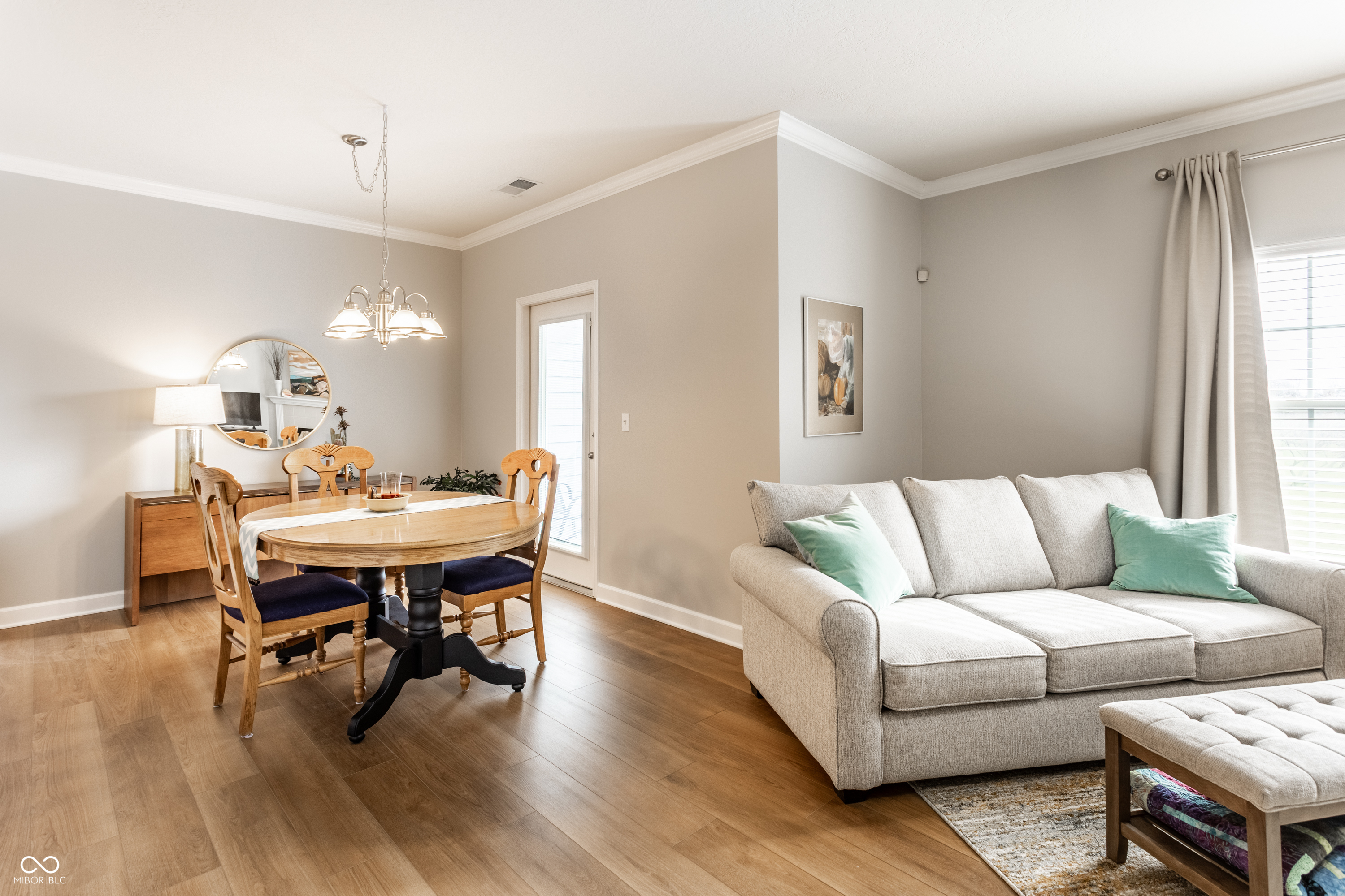 1344 Shadow Ridge Road Indianapolis, IN 46280 - Photo 8 of 28 Gallery Image 8