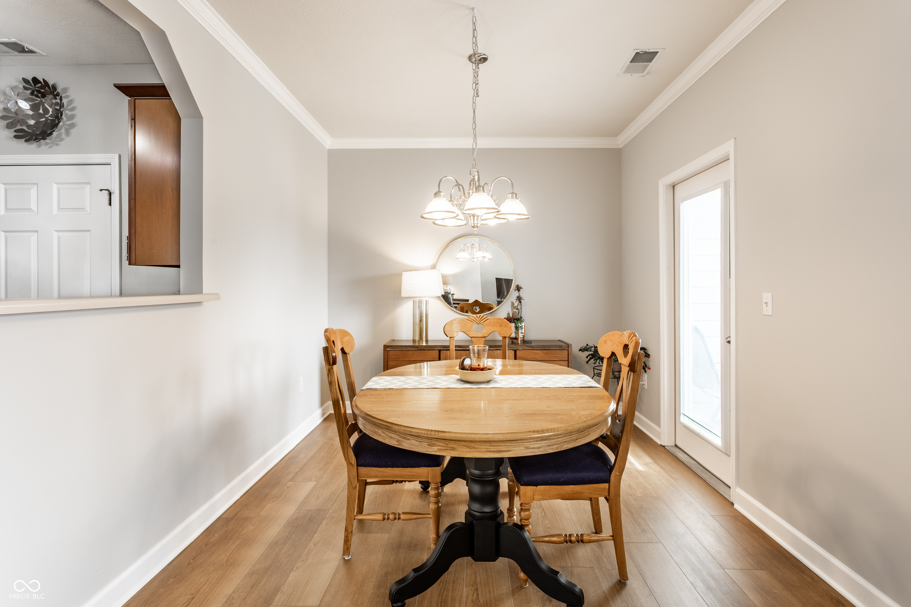 1344 Shadow Ridge Road Indianapolis, IN 46280 - Photo 9 of 28 Gallery Image 9