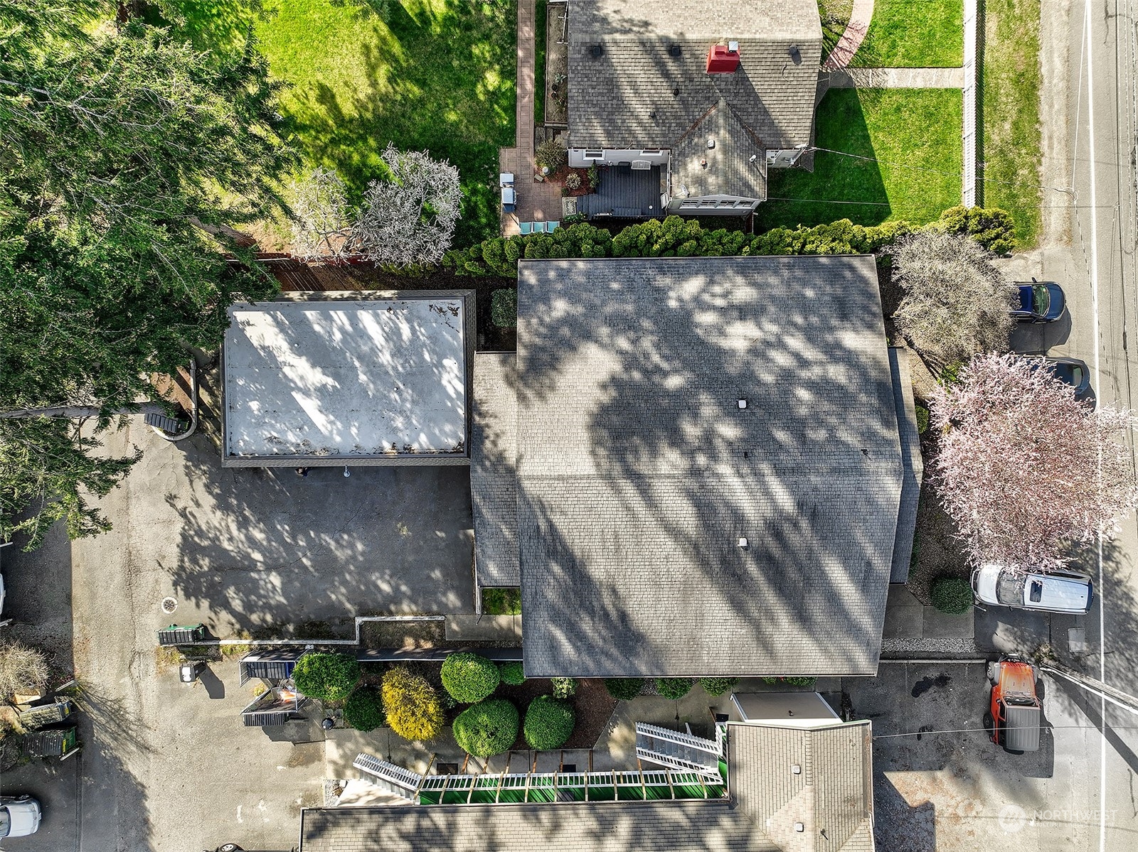 1015 Southwest 149th Street Burien, WA 98166 - Photo 29 of 31 a backyard of a house with seating space
