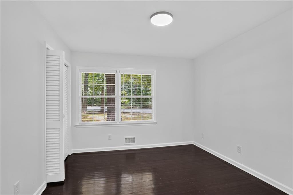 2495 Whites Mill Road Decatur, GA 30032 - Photo 15 of 30