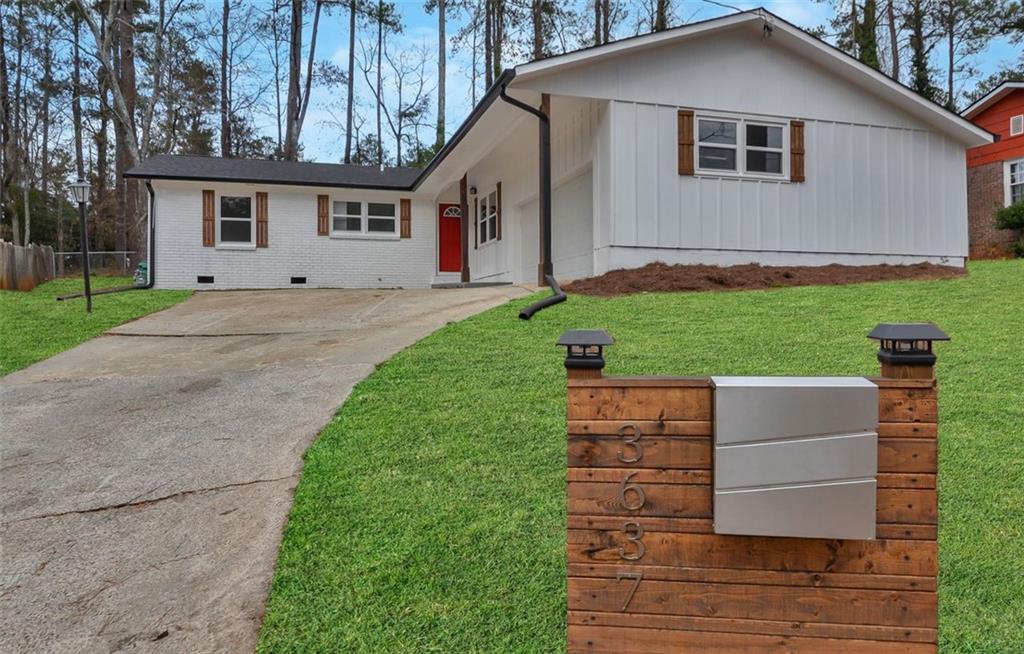 3637 Manhattan Drive Decatur, GA 30034 - Photo 1 of 1 a view of a back yard of the house