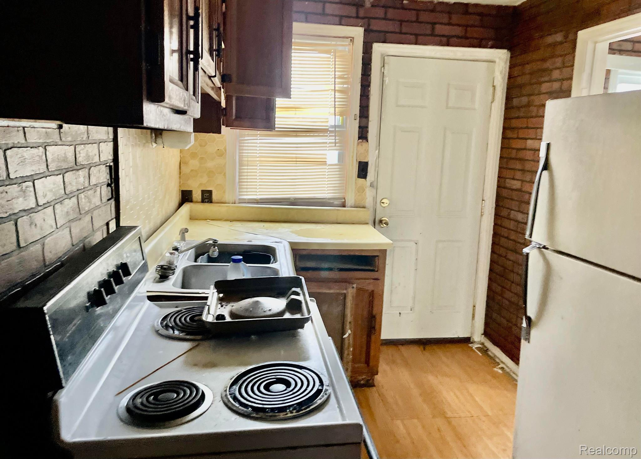 19476 Meyers Road Detroit, MI 48235 - Photo 13 of 20 Gallery Image 13