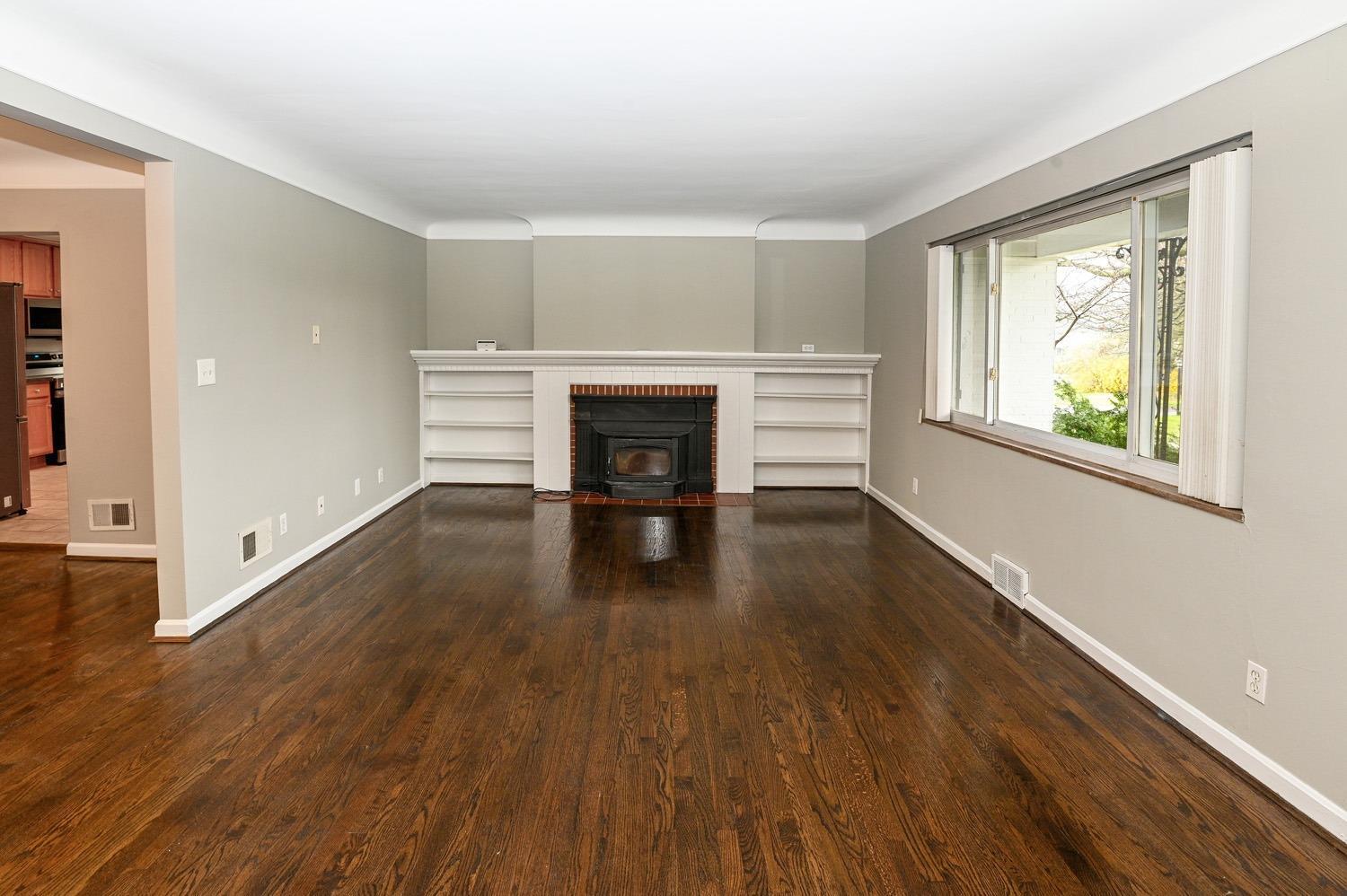 8430 Cheviot Road Cincinnati, OH 45239 - Photo 4 of 45 Gallery Image 4