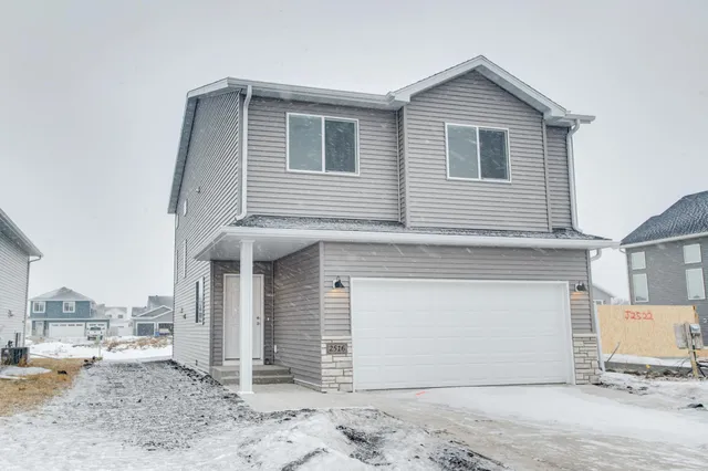 $319,900 | 2516 38th Avenue South, Moorhead, MN 56560