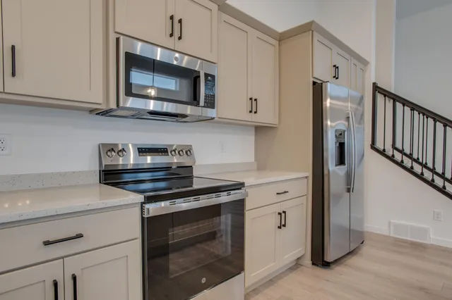 $319,900 | 2516 38th Avenue South, Moorhead, MN 56560