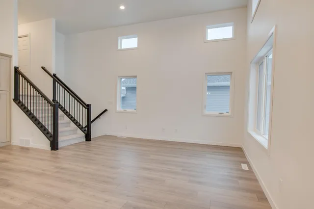 $319,900 | 2516 38th Avenue South, Moorhead, MN 56560