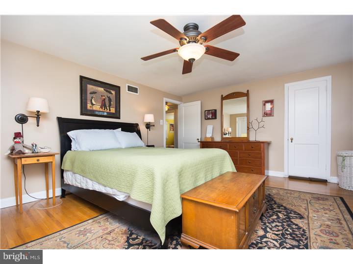 405 Shelbourne Road Havertown, PA 19083 - Photo 14 of 25