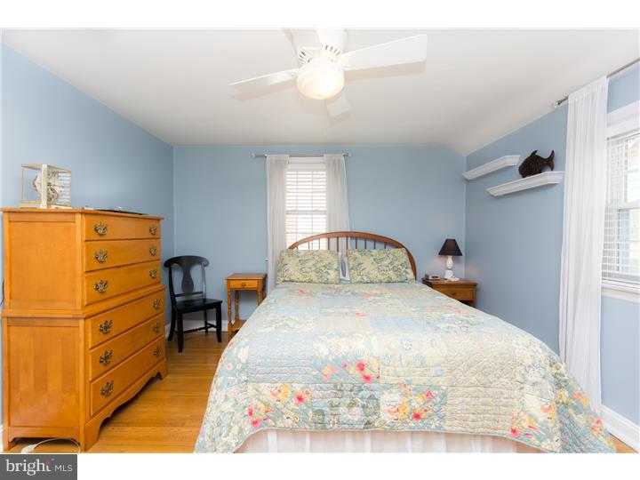 405 Shelbourne Road Havertown, PA 19083 - Photo 16 of 25