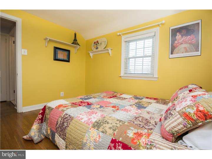 405 Shelbourne Road Havertown, PA 19083 - Photo 18 of 25
