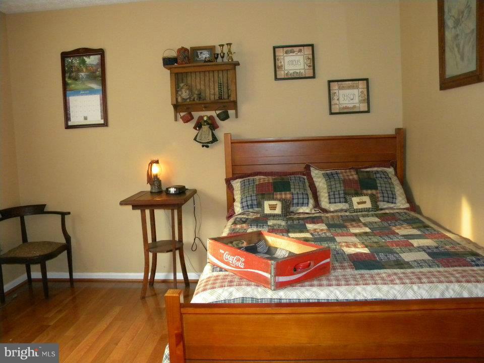 307 Ebenezer Church Road Winchester, VA 22603 - Photo 14 of 29 Bedroom