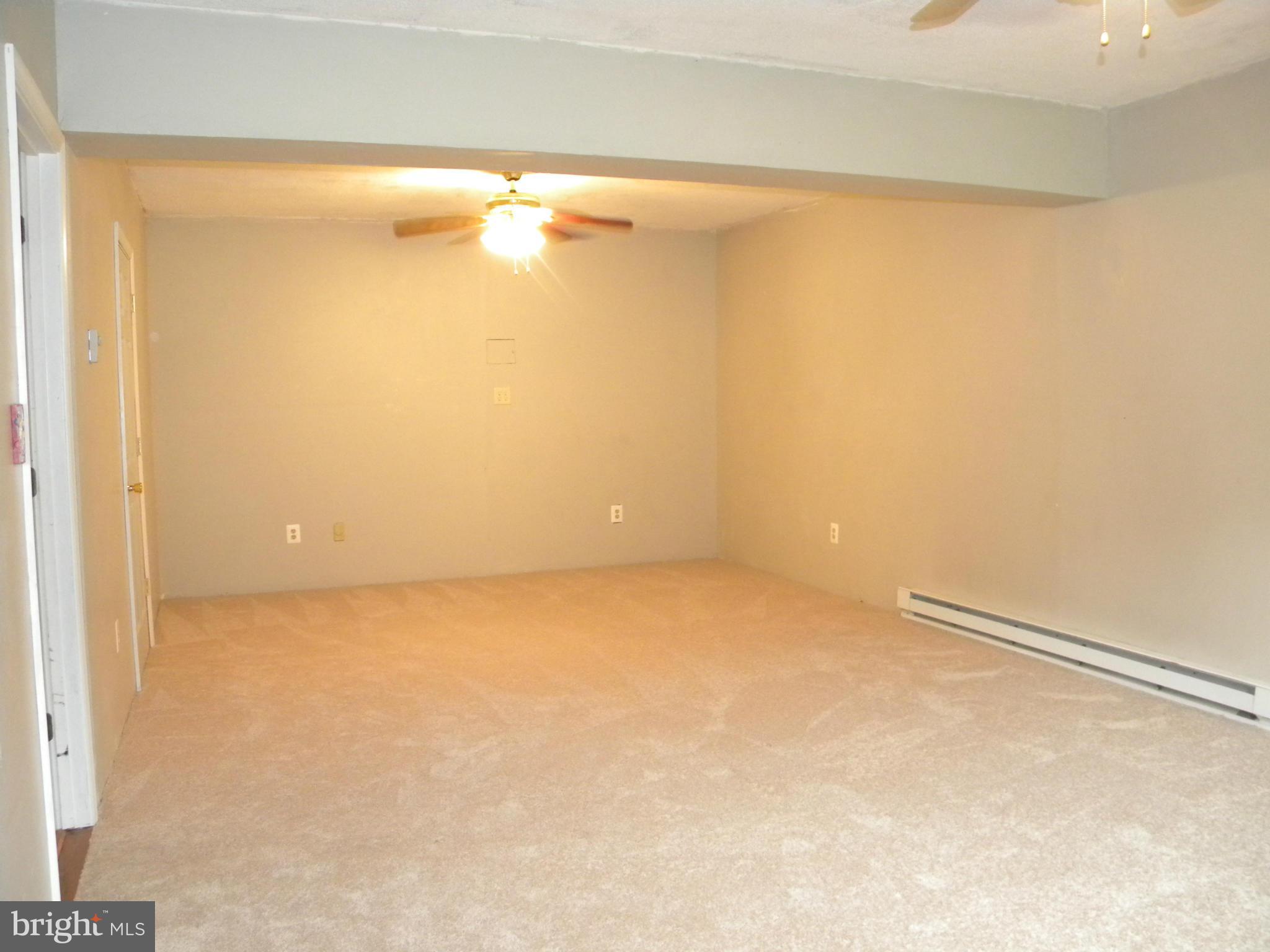307 Ebenezer Church Road Winchester, VA 22603 - Photo 17 of 29 Bedroom