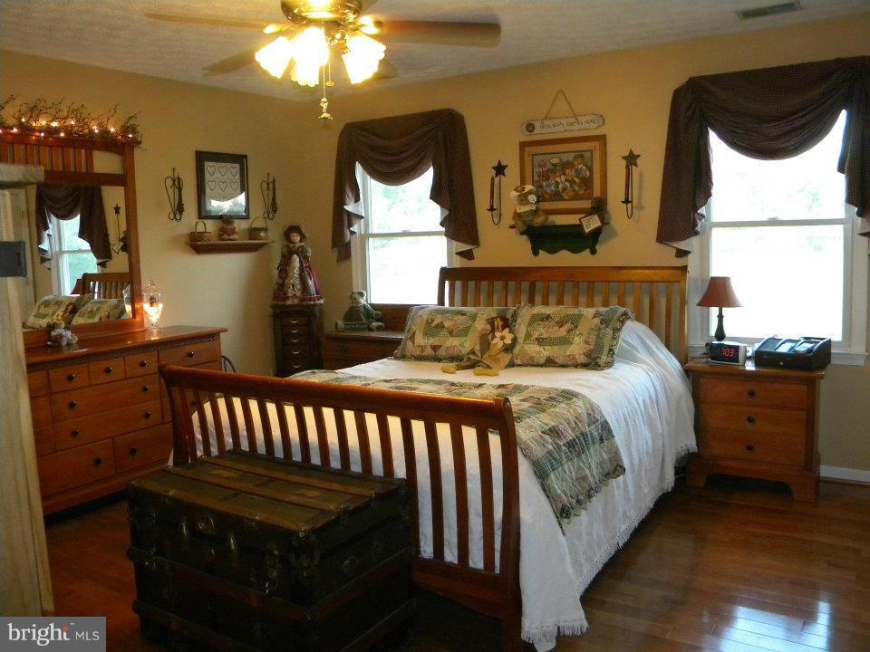 307 Ebenezer Church Road Winchester, VA 22603 - Photo 4 of 29 Bedroom (Master)