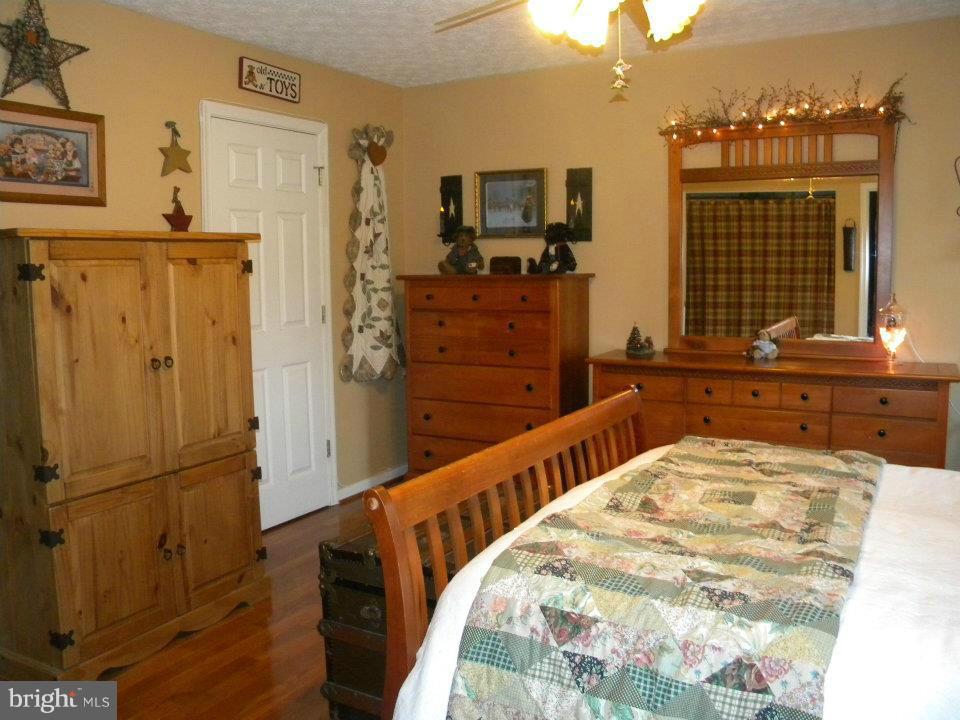 307 Ebenezer Church Road Winchester, VA 22603 - Photo 10 of 29 Bedroom (Master)