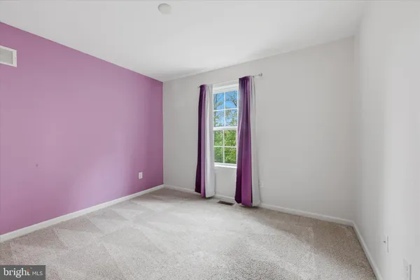 $2,800 | 321 Ava Drive, New Castle, DE 19720