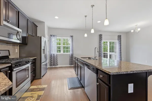 $2,800 | 321 Ava Drive, New Castle, DE 19720