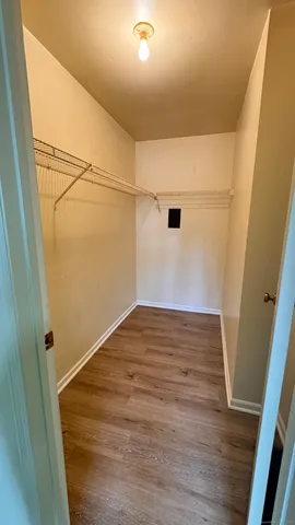 $2,400 | 25 Janet Circle, Unit F, Bridgeport, CT 06606