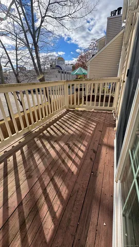 $2,400 | 25 Janet Circle, Unit F, Bridgeport, CT 06606