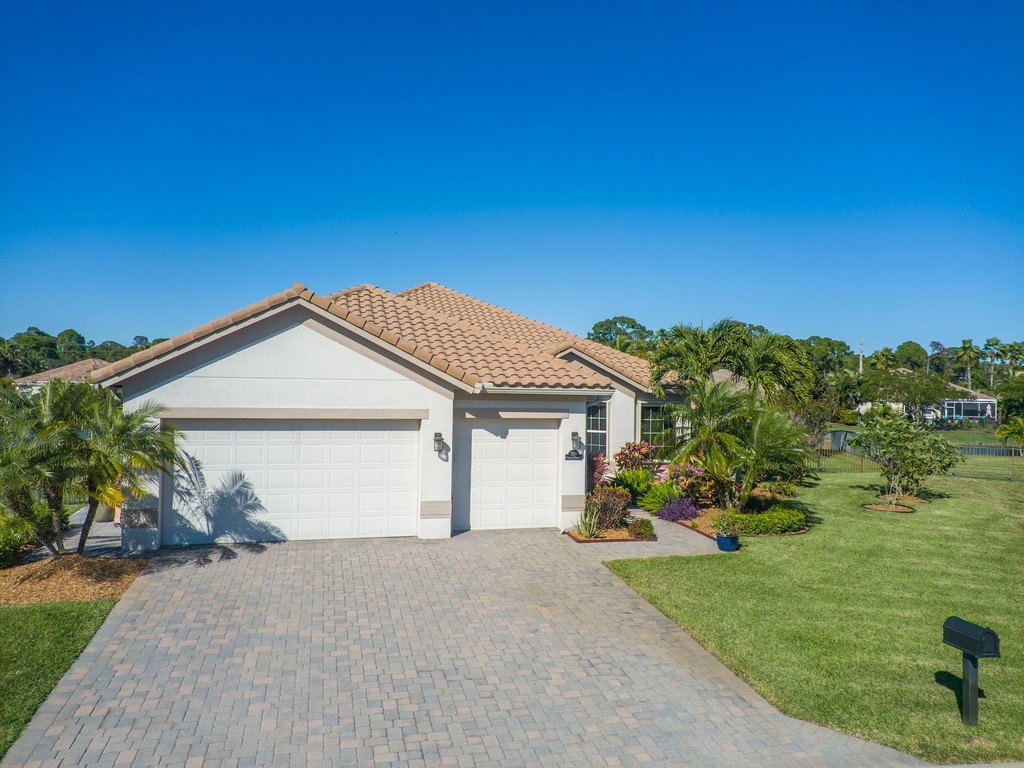 7576 Fieldstone Ranch Square Vero Beach, FL 32967 - Photo 2 of 36