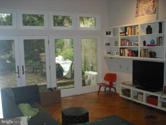 1829 Phelps Place Northwest, Unit 2 Washington, DC 20008 - Photo 3 of 5 2nd Bedroom