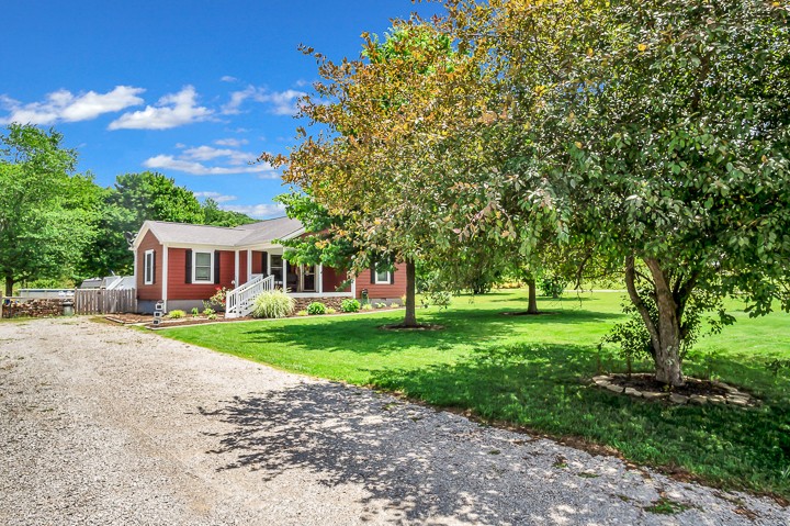 148 Thomas Road Livingston, TN 38570 - Photo 36 of 38 a view of a house with a yard