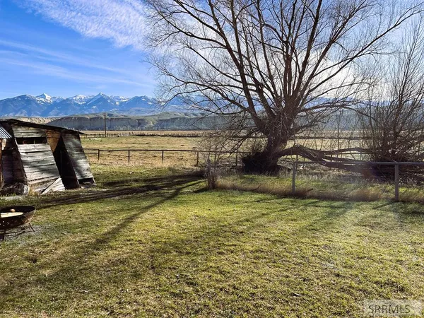$290,000 | 113 Highway 93, Salmon, ID 83467