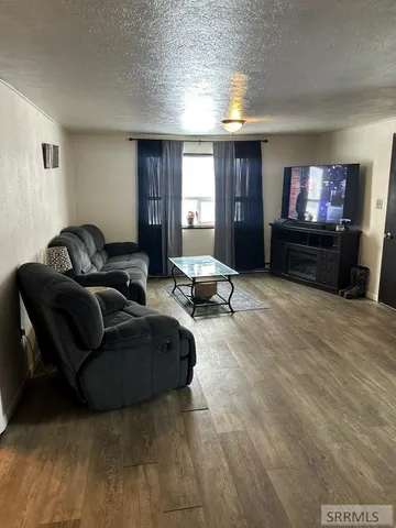 $290,000 | 113 Highway 93, Salmon, ID 83467