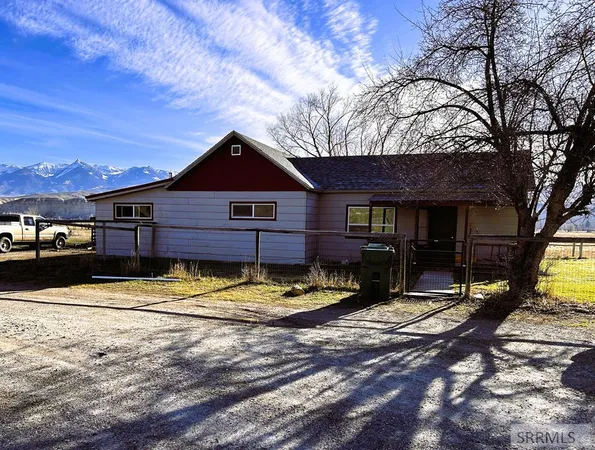 $290,000 | 113 Highway 93, Salmon, ID 83467