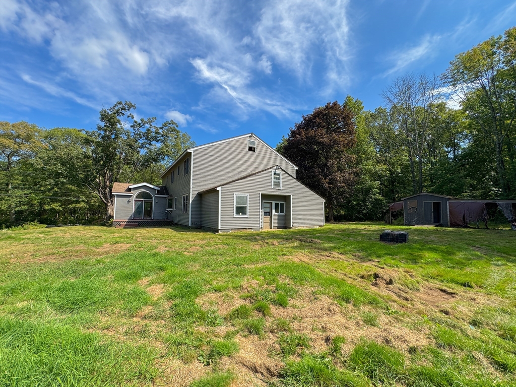 198 Union Road Wales, MA 01081 - Photo 6 of 42