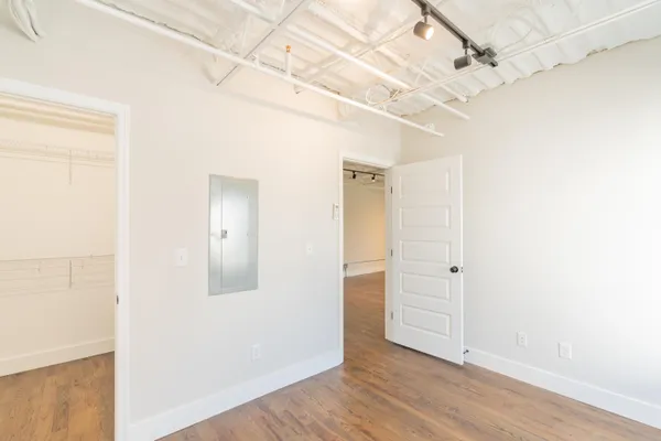 $1,500 | 614 East Main Street, Unit 205, Chattanooga, TN 37408