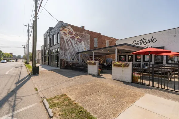 $1,500 | 614 East Main Street, Unit 205, Chattanooga, TN 37408