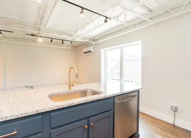 $1,500 | 614 East Main Street, Unit 205, Chattanooga, TN 37408