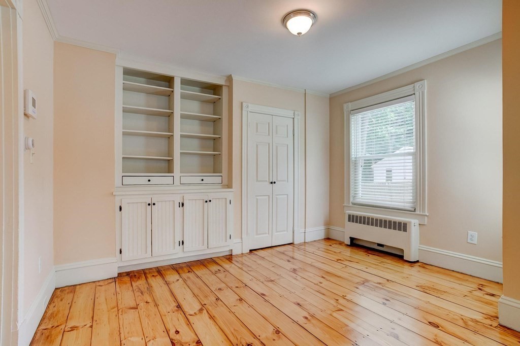 61-63 Dunstable Road North Chelmsford, MA 01863 - Photo 8 of 37