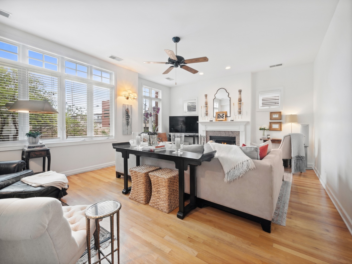 1827 West Addison Street, Unit 2 Chicago, IL 60613 - Photo 2 of 18 a living room with furniture and a large window