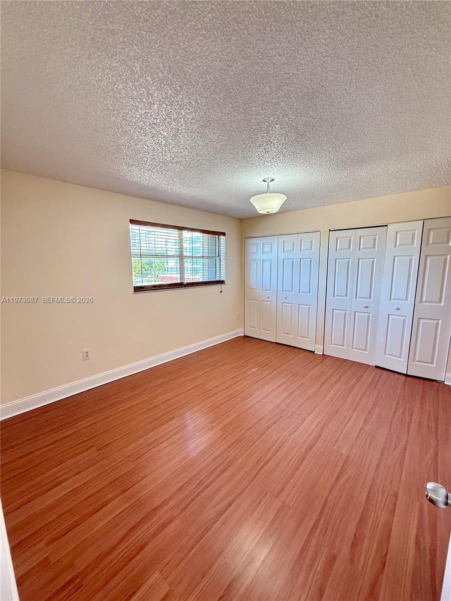 1236 Alton Road, Unit 401 Miami Beach, FL 33139 - Photo 5 of 15