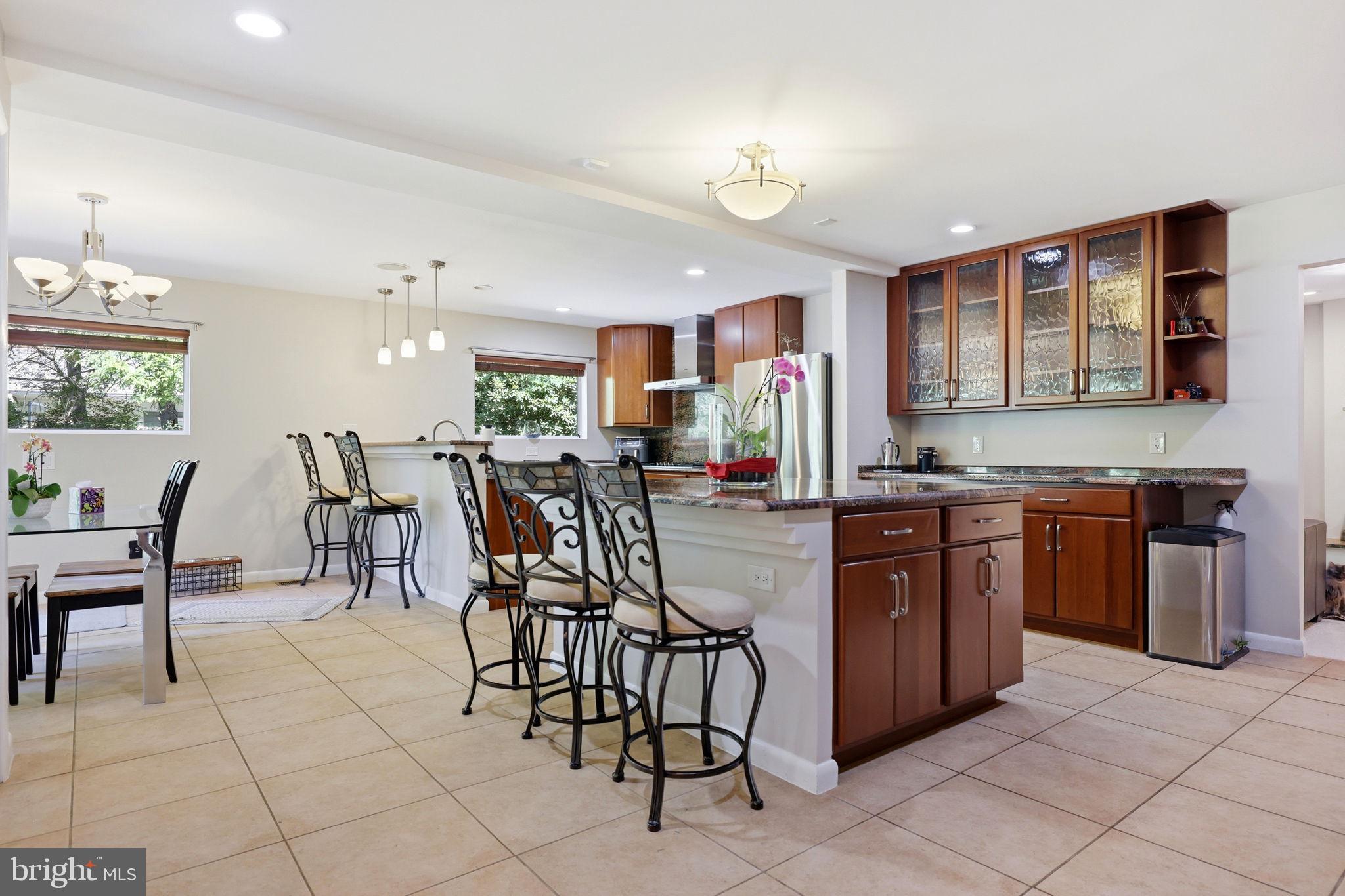 8578 Brickyard Road Potomac, MD 20854 - Photo 13 of 83