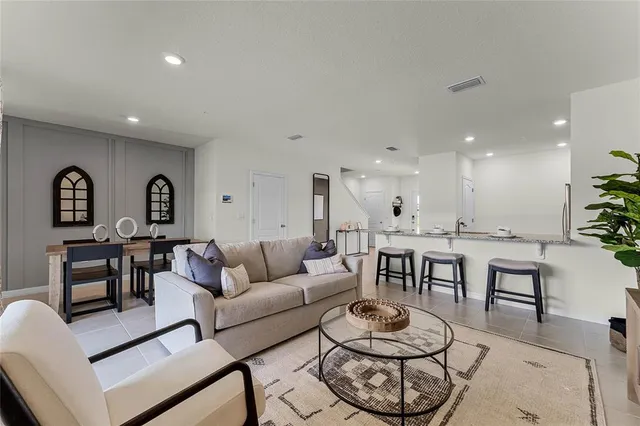 $344,990 | 3494 Major Oak Boulevard, Apopka, FL 32703